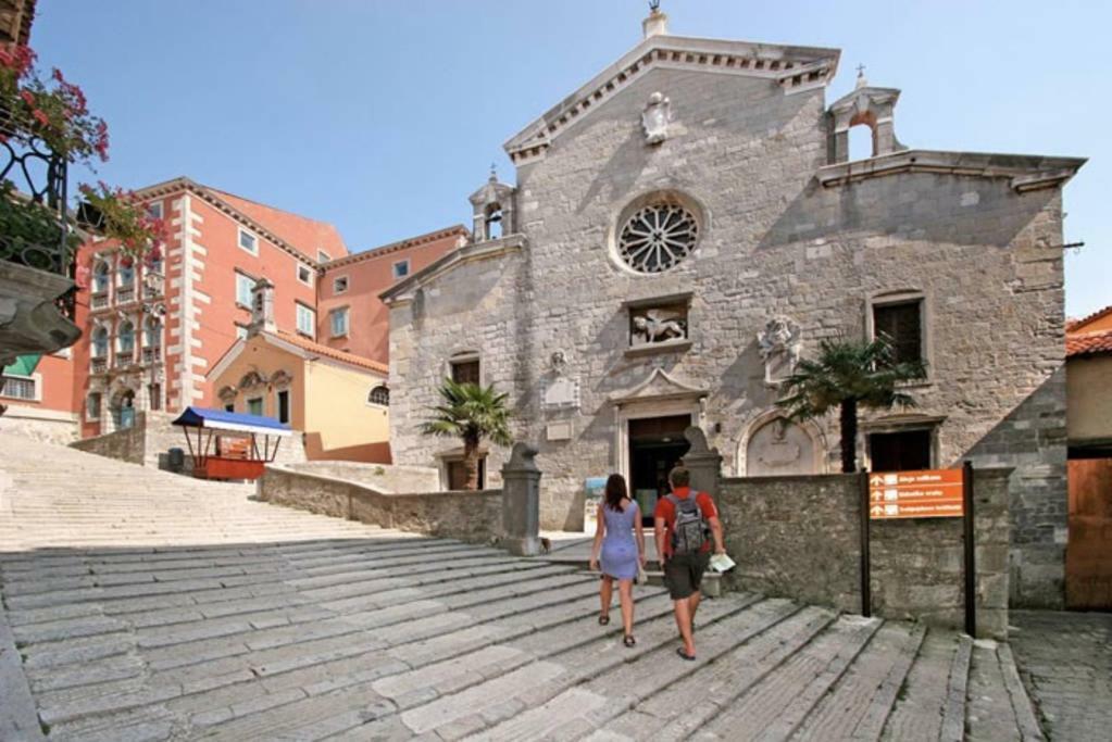 Luxury 1 Bedroom Apartment In Rabac Eksteriør billede