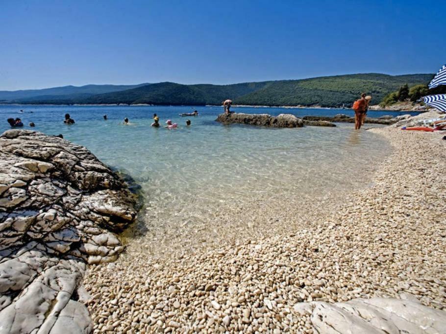 Luxury 1 Bedroom Apartment In Rabac Eksteriør billede