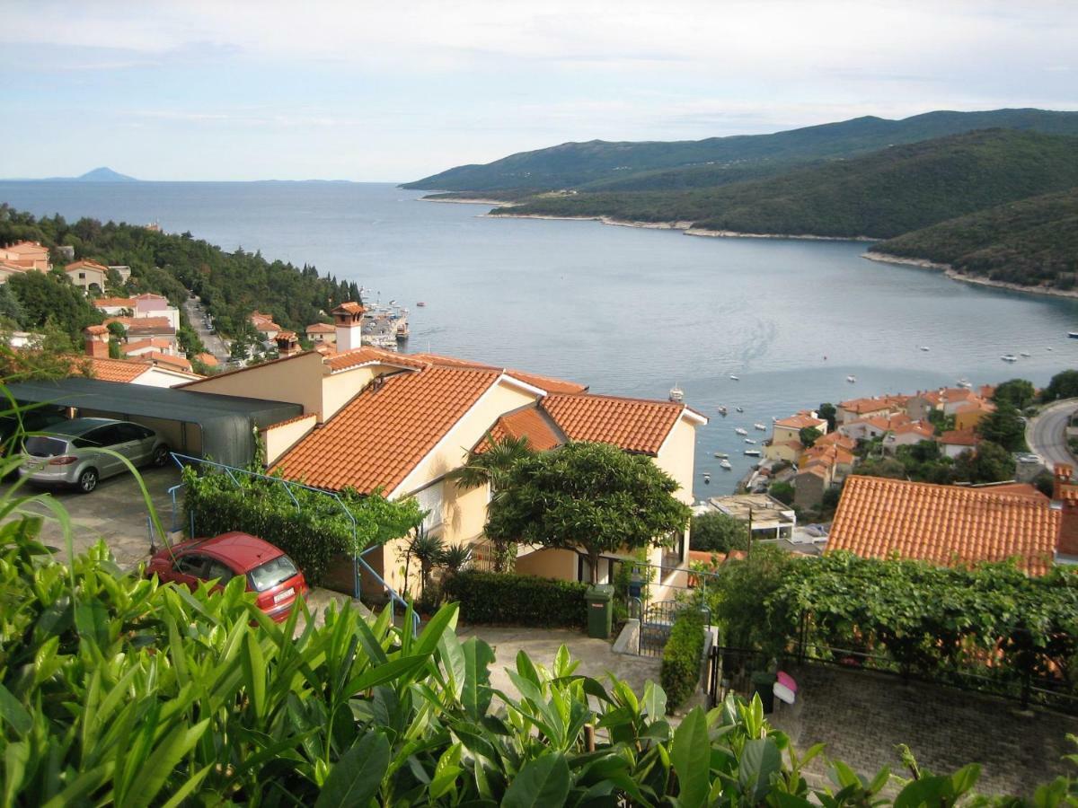 Luxury 1 Bedroom Apartment In Rabac Eksteriør billede