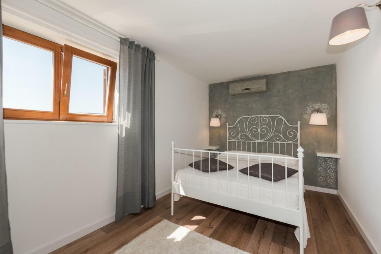 Luxury 1 Bedroom Apartment In Rabac Eksteriør billede