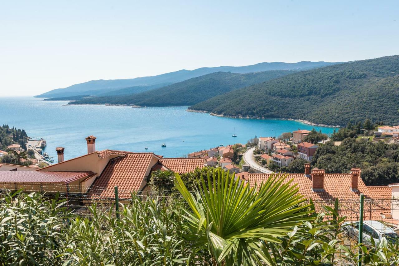 Luxury 1 Bedroom Apartment In Rabac Eksteriør billede
